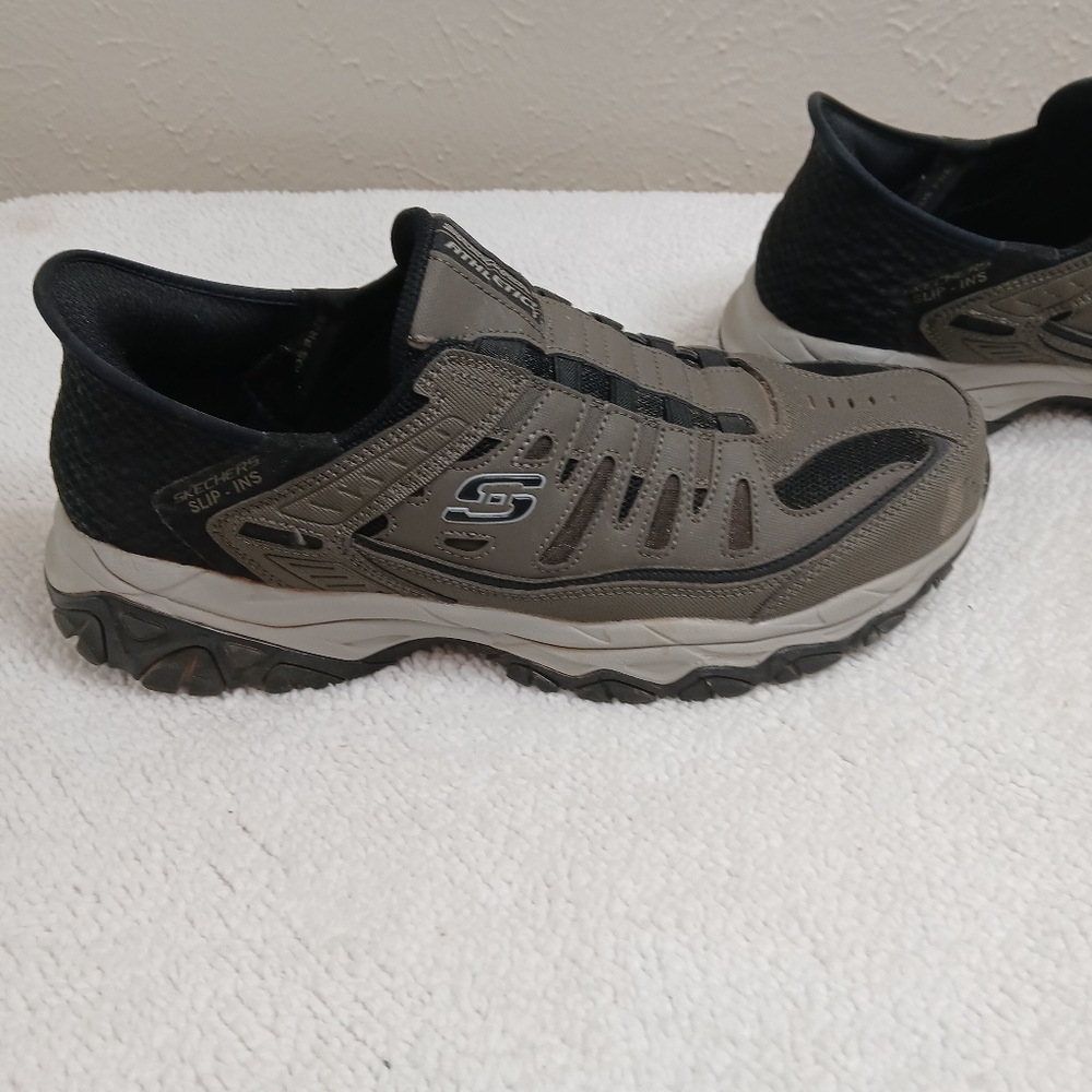 Skechers Mens Afterburn M. Fit Ridgeburn Hands Free Slip In Loafer Brown Sz 13